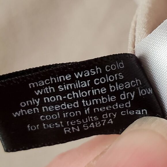 🔹️The Limited Tan Skirt w/Pockets Size 4 - Picture 8 of 8